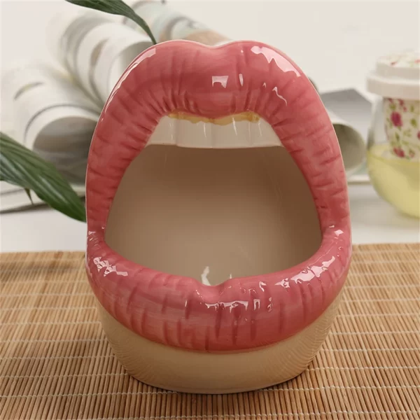 China Ceramic Ashtray Cute Cartoon Ashtray Lips Creative Personality Trendy Mouth Fashion Home Mini Send Boyfriend Gift Cigarett - Image 3